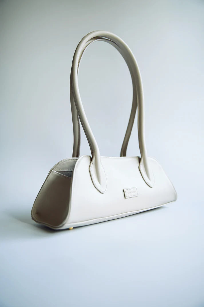24/7 shoulder bag
