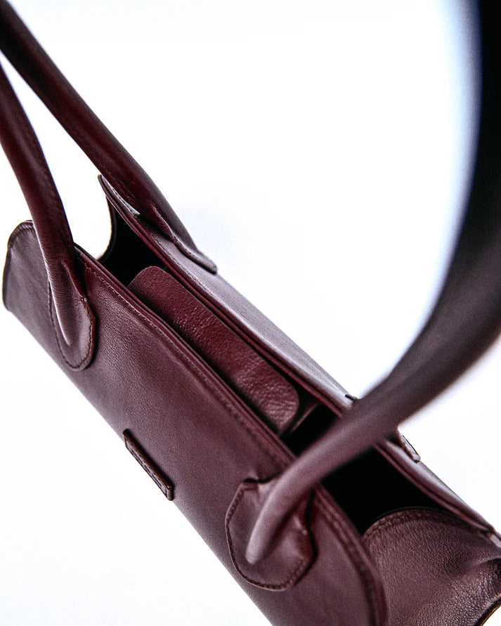 24/7 shoulder bag