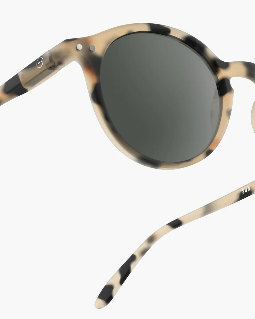#D Light Tortoise