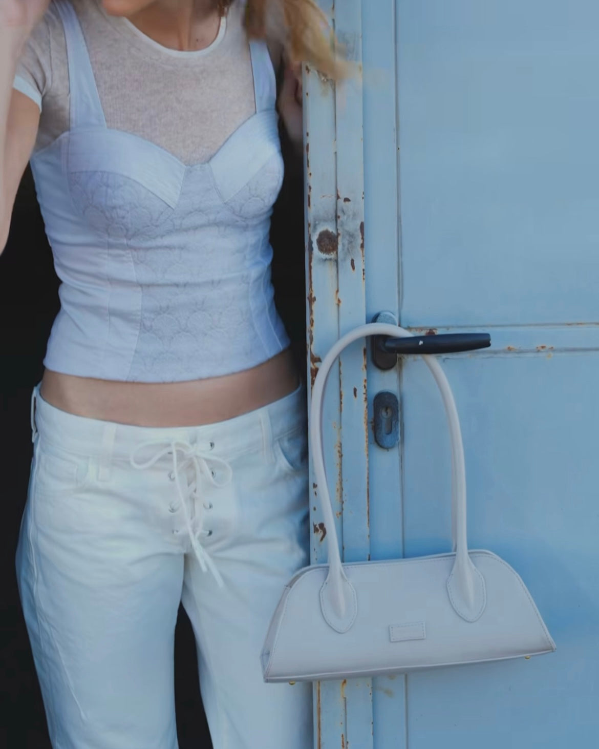 24/7 shoulder bag